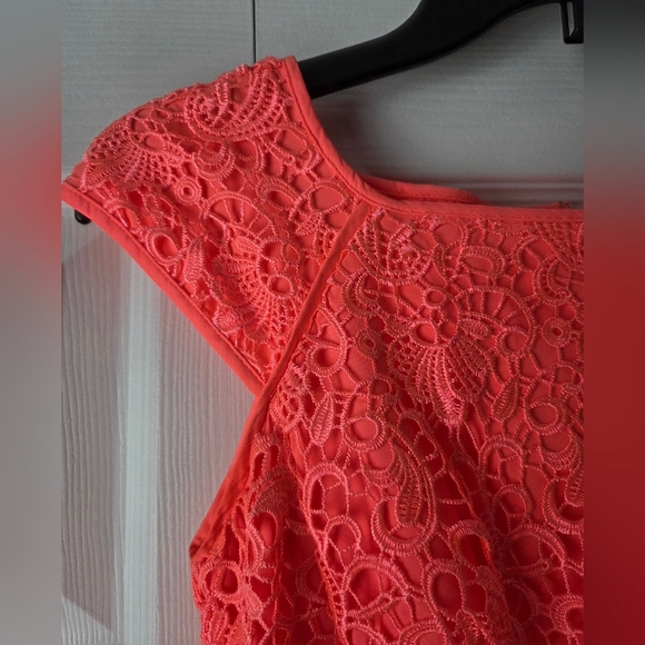 NWOT Antonio Melani Lace Sheath Coral Dress Size 0 - Picture 6 of 16
